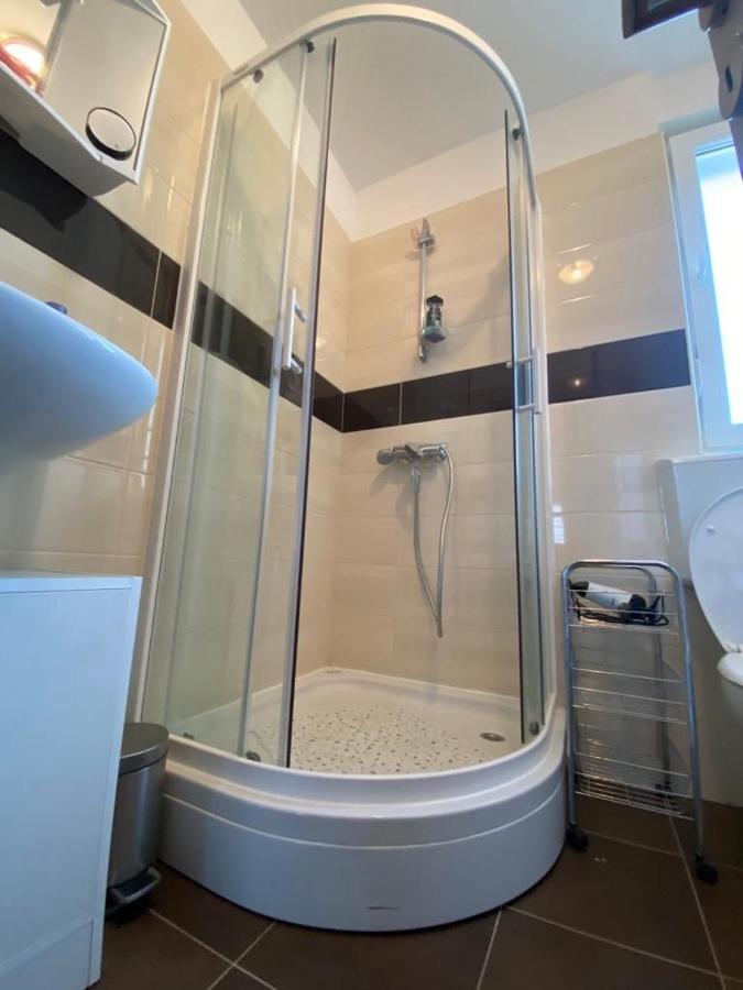 Apartman Erika Nin Extérieur photo