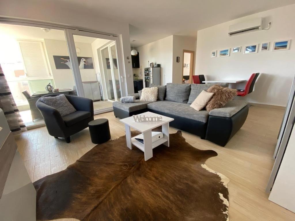 Apartman Erika Nin Extérieur photo